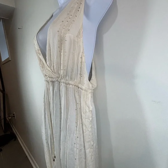 L space bathing suit cover-upon - Picture 8 of 10